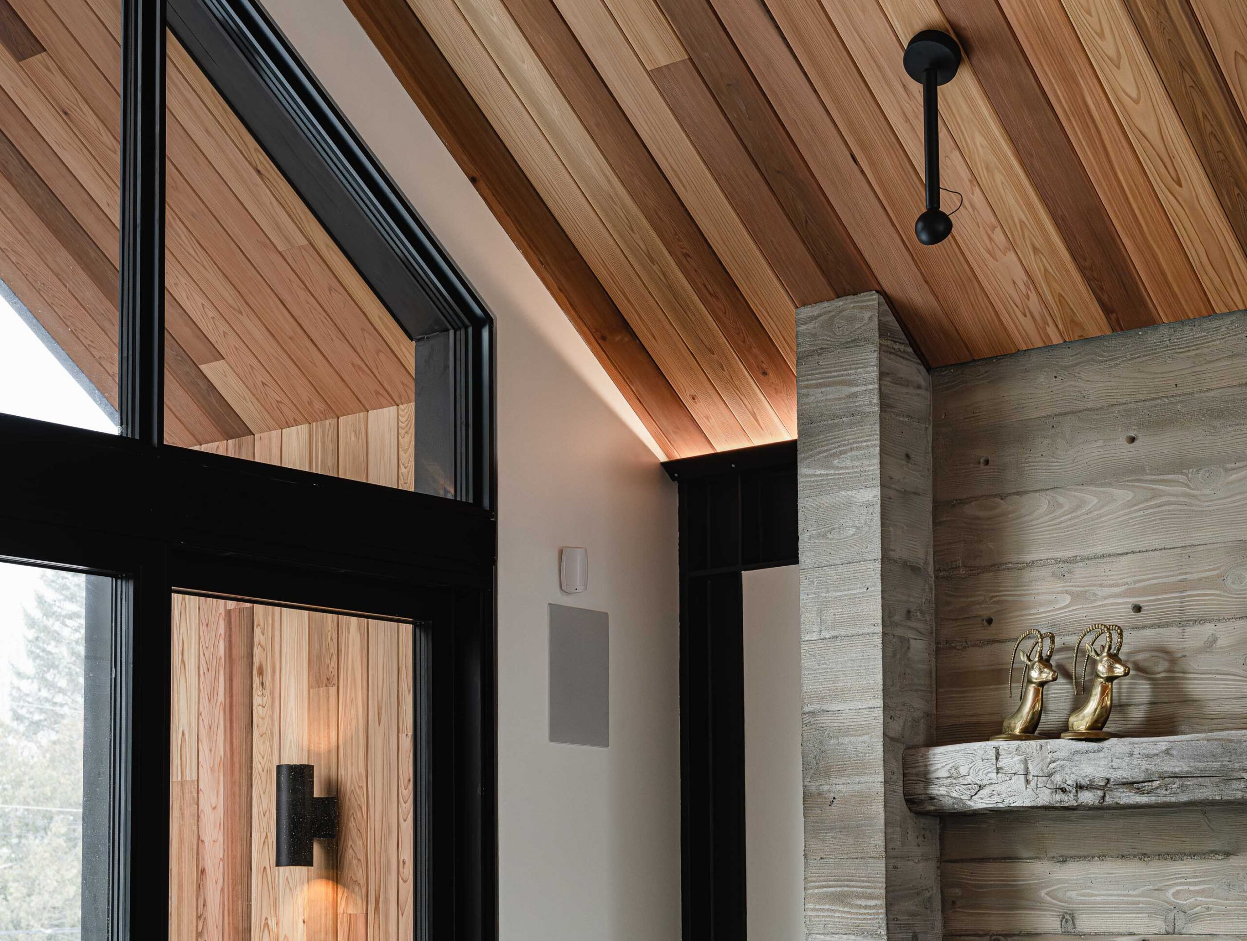 Ceiling up-lighting detail on a contemporary Blue mountain chalet